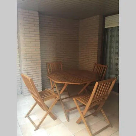 Amplio Plaza De Toros Apartment *